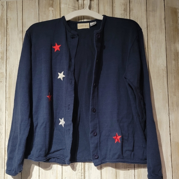 through the country door. front button-up. - Picture 2 of 6